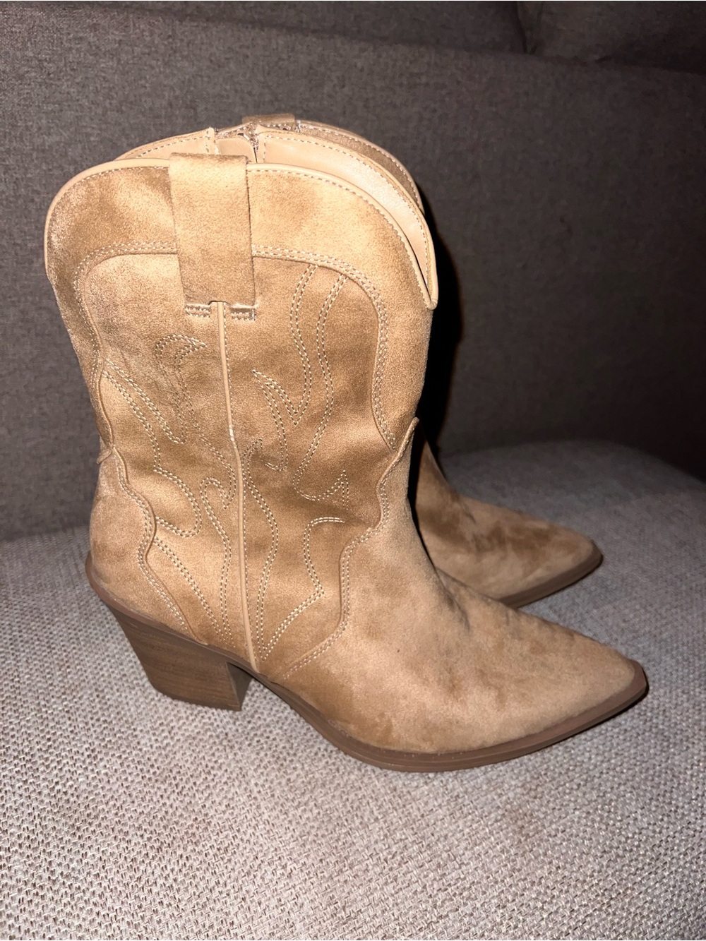 Western Suede Block Heel Ankle Boots - Tan
